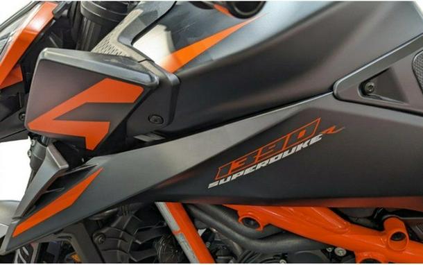 2026 KTM Super Duke 1390 R EVO