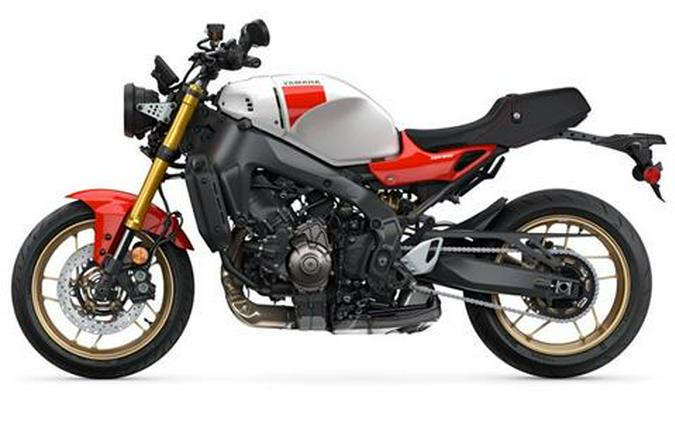 2025 Yamaha XSR900