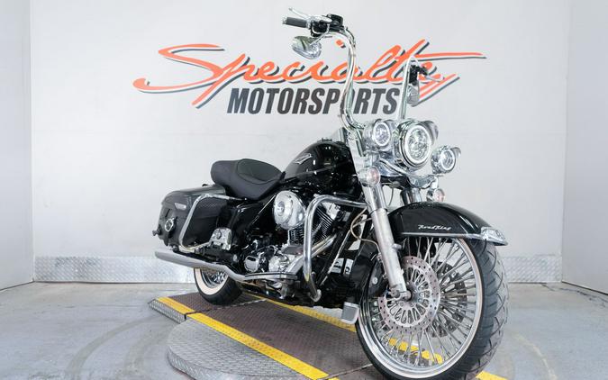 2004 Harley-Davidson FLHRCI Road King® Classic