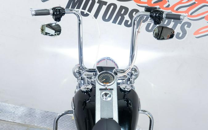 2004 Harley-Davidson FLHRCI Road King® Classic