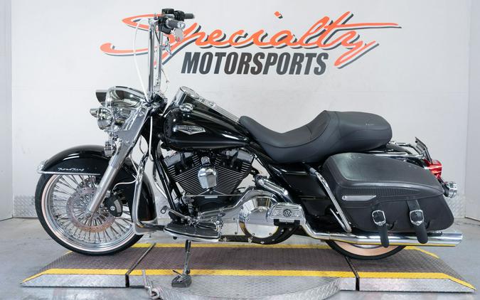 2004 Harley-Davidson FLHRCI Road King® Classic
