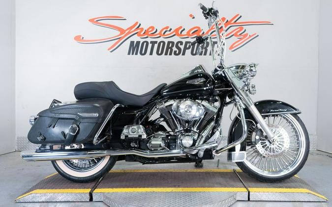 2004 Harley-Davidson FLHRCI Road King® Classic