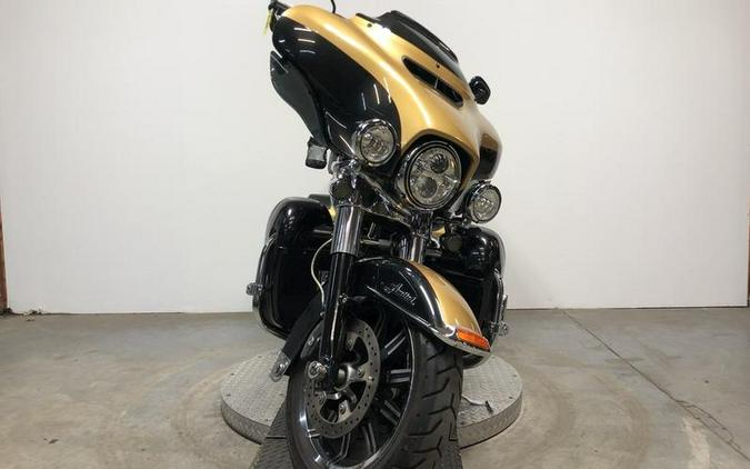 2017 Harley-Davidson® Electra Glide Ultra Limited - FP8276