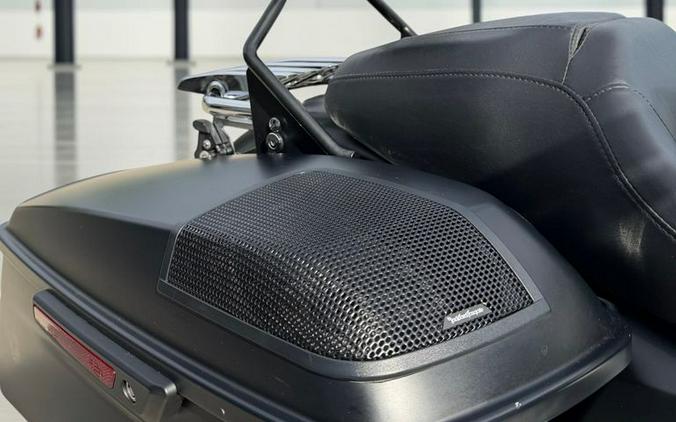 2015 Harley-Davidson Street Glide Special