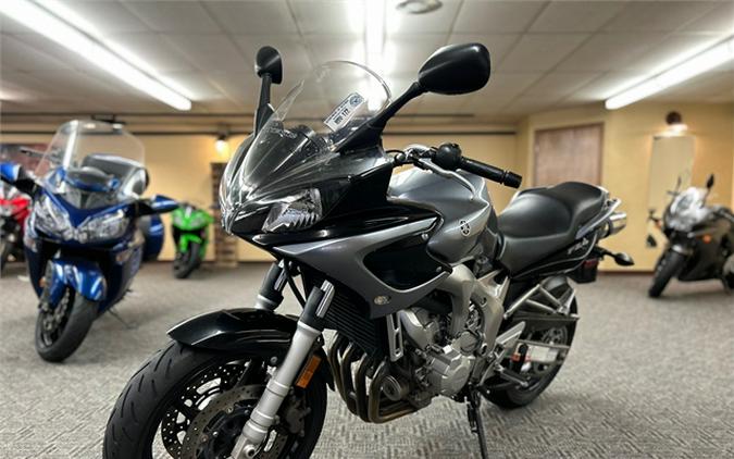 2005 Yamaha FZ6