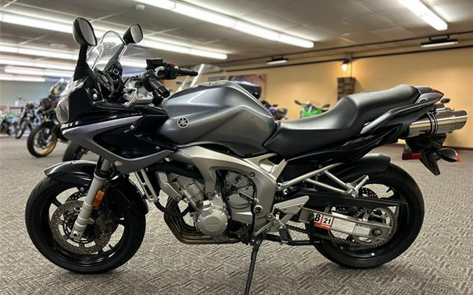 2005 Yamaha FZ6