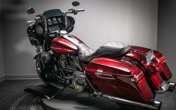 2017 Ultra Limited (FLHTK)