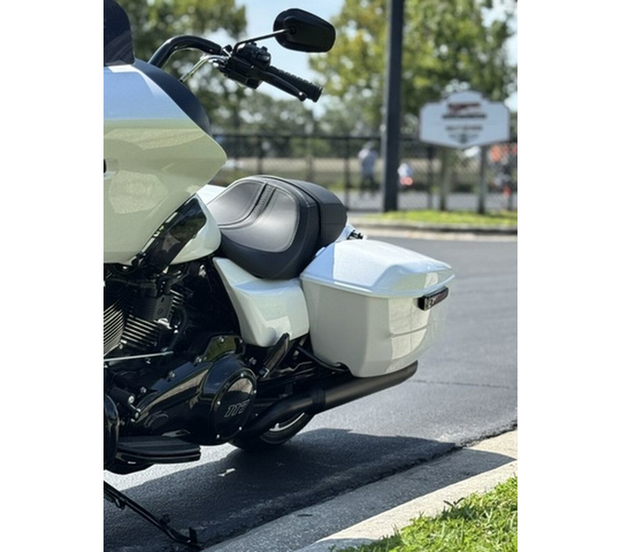 2025 Harley-Davidson FLTRX - Road Glide