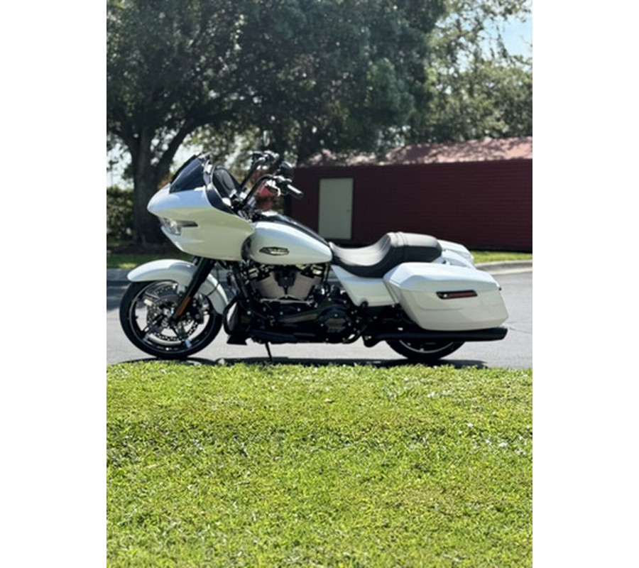 2025 Harley-Davidson FLTRX - Road Glide