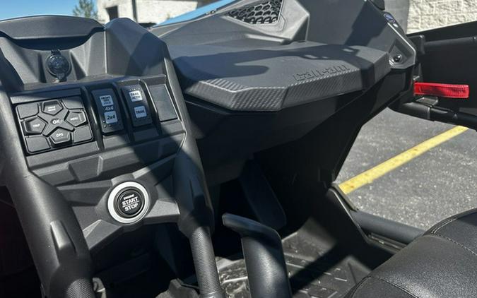 2026 Can-Am Maverick X3 DS Turbo Scandi Blue & Orange Crush