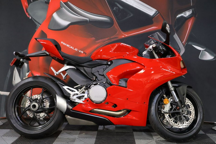 2023 Ducati Panigale V2 Ducati Red