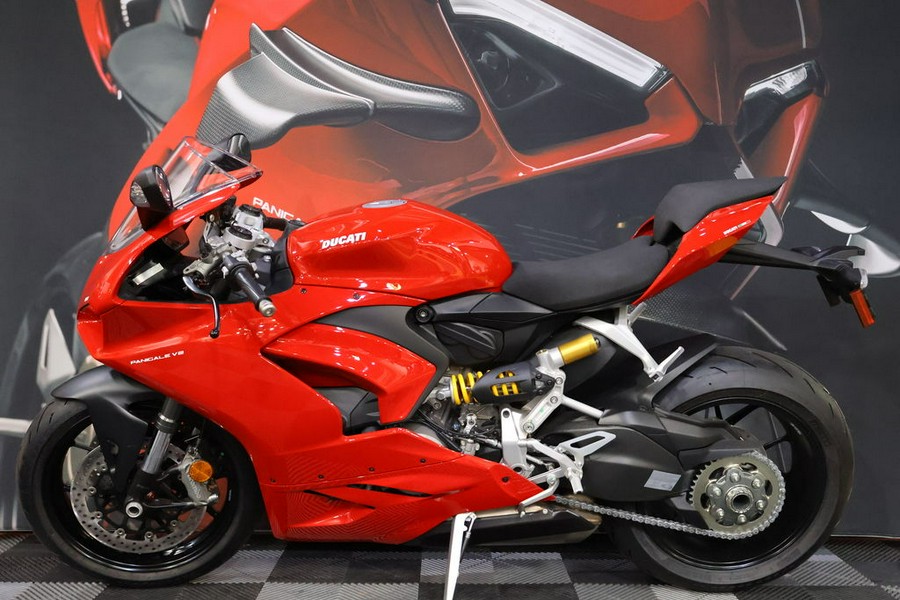 2023 Ducati Panigale V2 Ducati Red