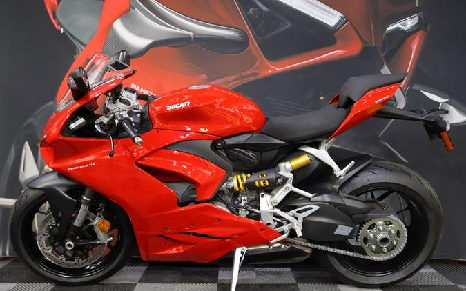 2023 Ducati Panigale V2 Ducati Red