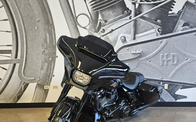 2025 Harley-Davidson® FLHX - Street Glide®