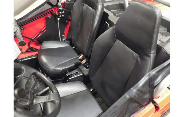 2026 Polaris RZR 200 EFI INDY RED