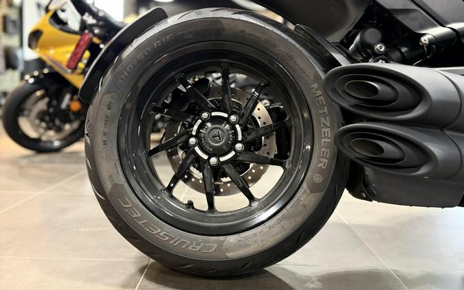 2025 Triumph Rocket 3 R Evel Knievel Edition