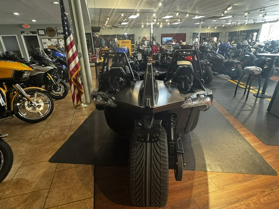 2026 Polaris Slingshot® R Manual