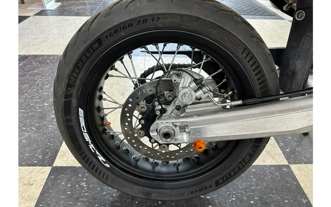 2019 KTM 690 SMC R SUPERMOTO