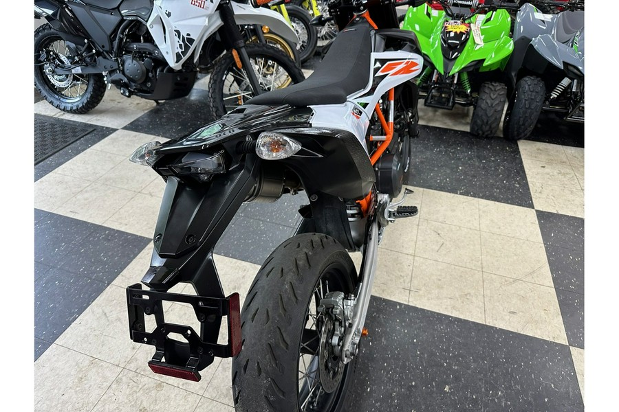 2019 KTM 690 SMC R SUPERMOTO