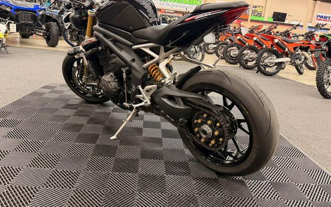 2022 Triumph Speed Triple 1200 RS Sapphire Black