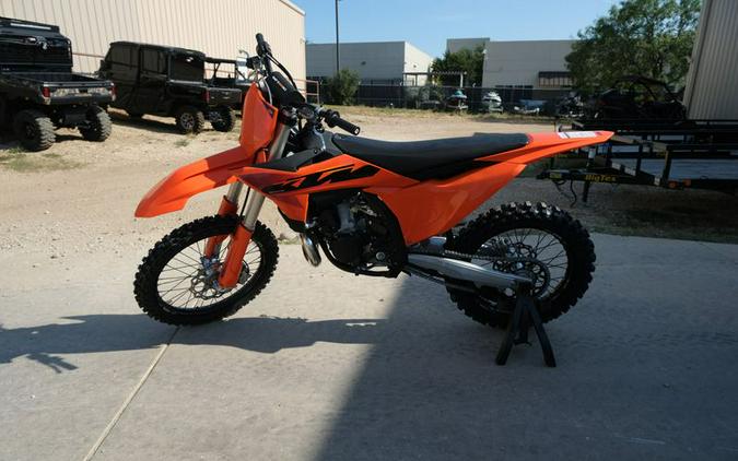 New 2025 KTM 300 SX ORANGE