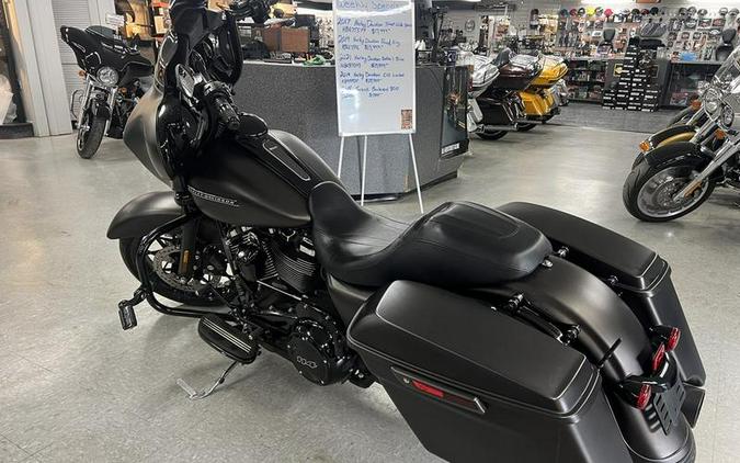 2020 Harley-Davidson® FLHXS - Street Glide® Special