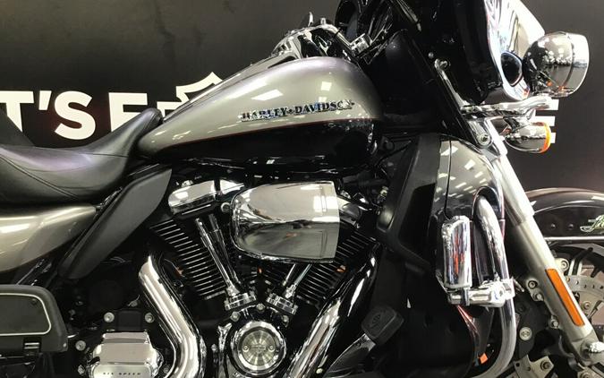 2017 Harley-Davidson® Ultra Limited Two-Tone Billet Silver/Vivid Black