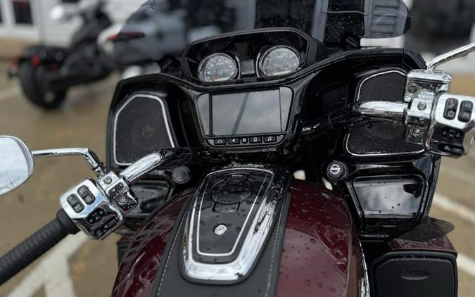 2025 Indian Motorcycle® Pursuit® Limited 112 w/PowerBand Audio Heavy Metal with Black Metallic