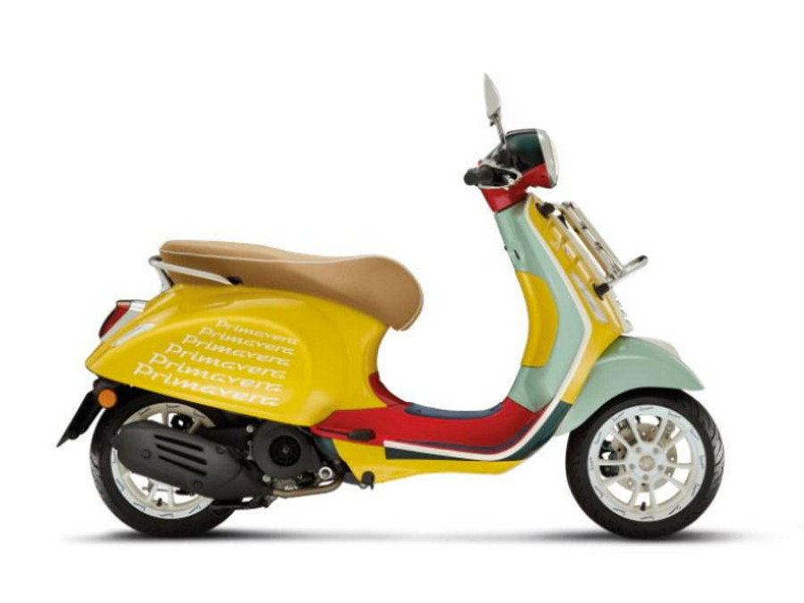 2022 Vespa Primavera 150 Sean Wotherspoon