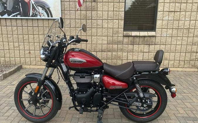 2023 Royal Enfield Meteor 350 Supernova Red