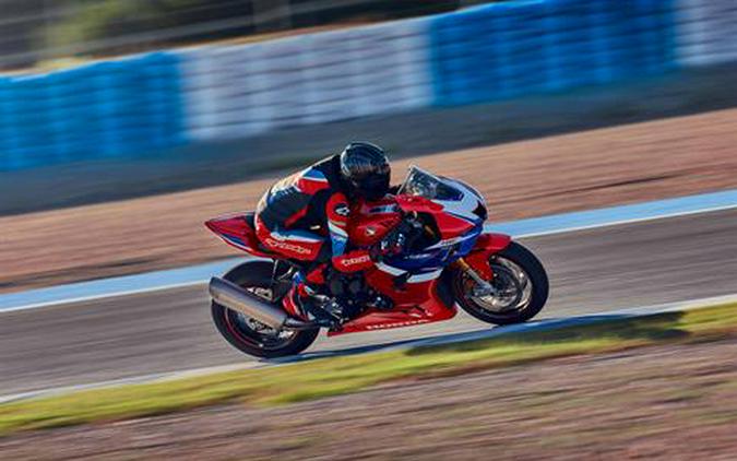 2026 Honda CBR1000RR-R Fireblade SP