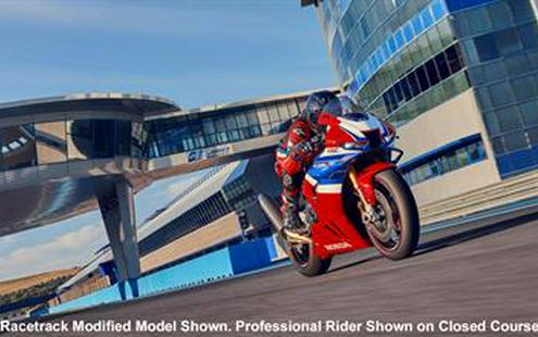 2026 Honda CBR1000RR-R Fireblade SP