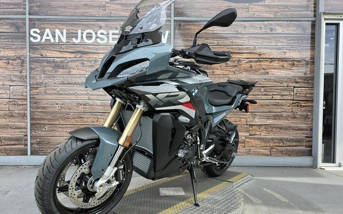 2026 BMW S 1000 XR
