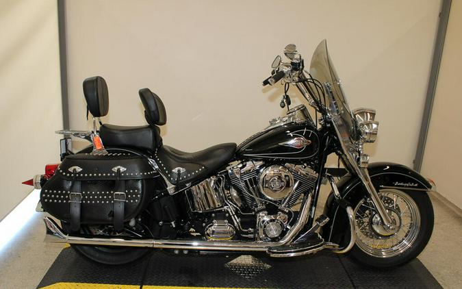 Used 2010 Harley-Davidson Heritage Softail Classic FLSTC Motorcycle For Sale In Miami, Florida
