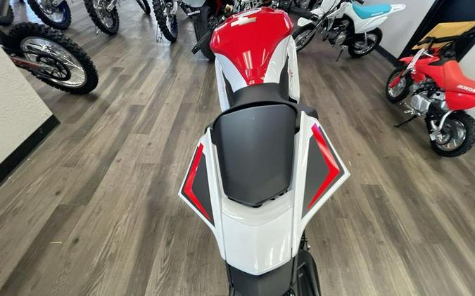 2026 Yamaha YZF-R7 70th Anniversary Edition