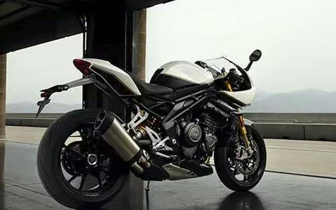 2024 Triumph Speed Triple 1200 RR