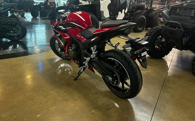 2023 Honda CBR500R ABS