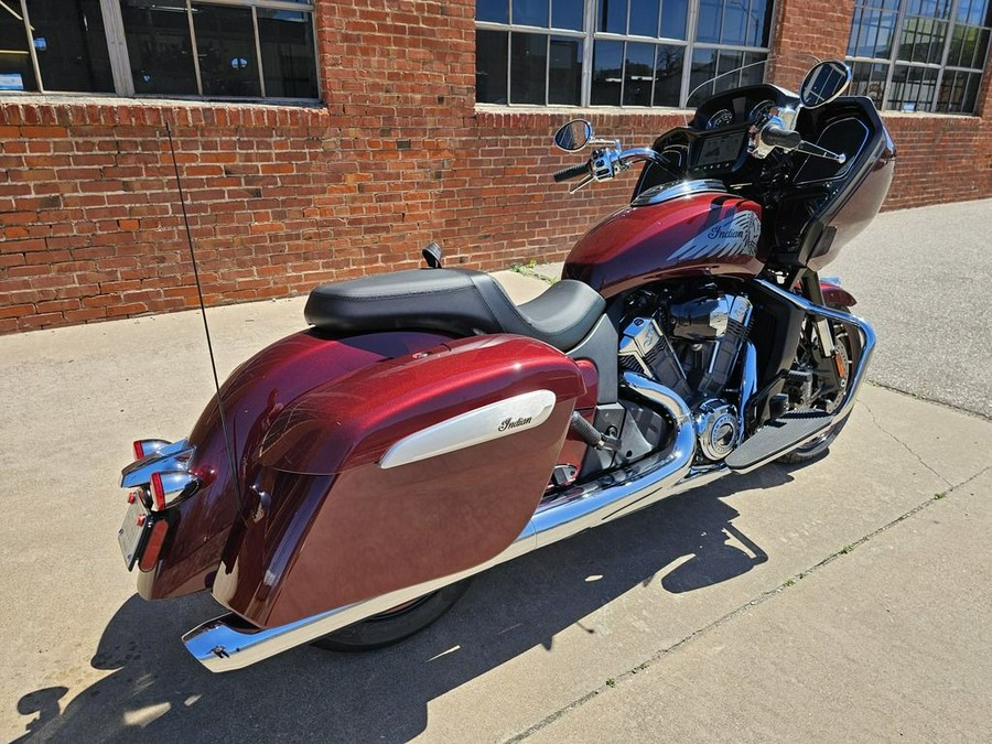 2023 Indian Motorcycle® Challenger® Limited Maroon Metallic