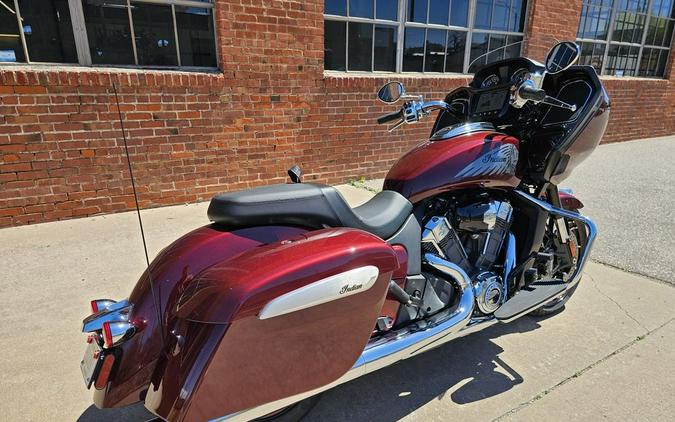 2023 Indian Motorcycle® Challenger® Limited Maroon Metallic