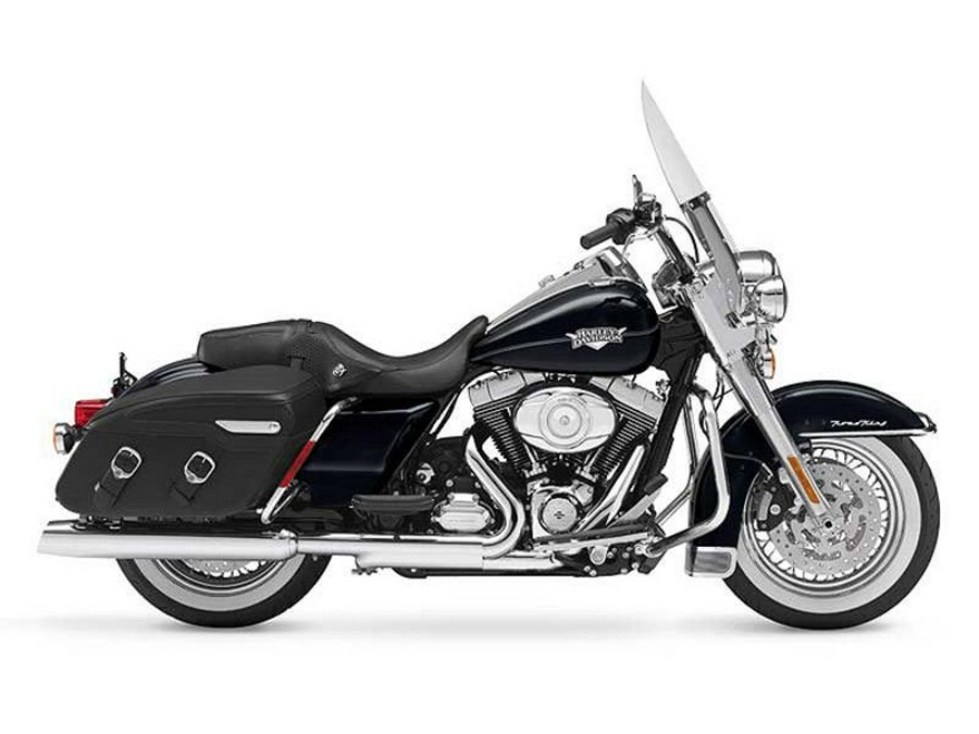 2013 Harley-Davidson® FLHRC - Road King® Classic