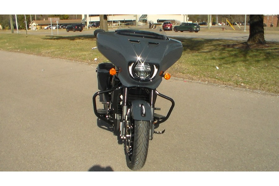 2025 Indian Motorcycle CHIEFTAIN POWERPLUS DARK HORSE 112 RA, 49ST Dark Horse®