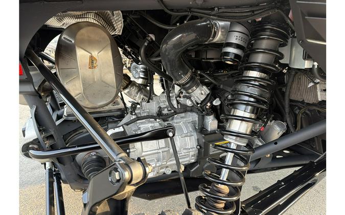 2025 Can-Am Maverick R X RS