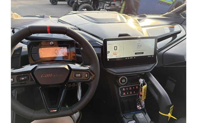 2025 Can-Am Maverick R X RS