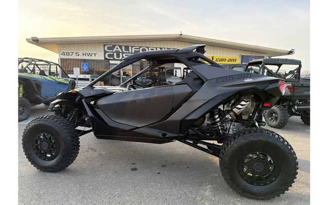 2025 Can-Am Maverick R X RS