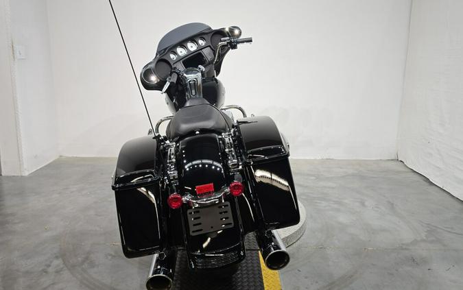 FLHX 2023 Street Glide®