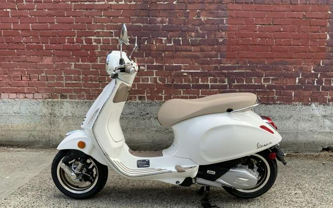New 2027 Vespa PRIMAVERA 150 SPORT