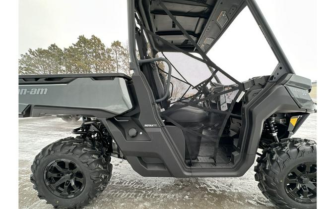 2024 Can-Am DEFENDER XT HD10