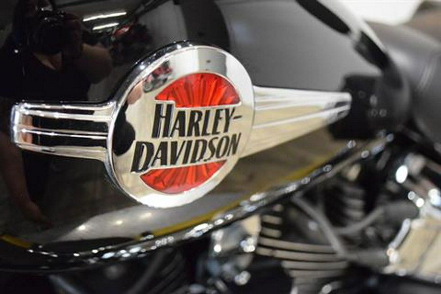 2017 Harley-Davidson Heritage Softail® Classic