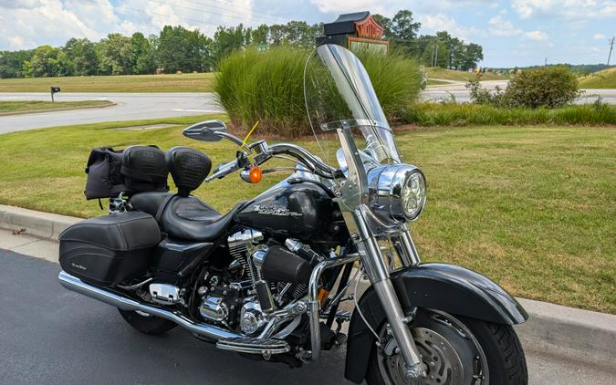 2007 Harley-Davidson Road King® Custom Black Pearl