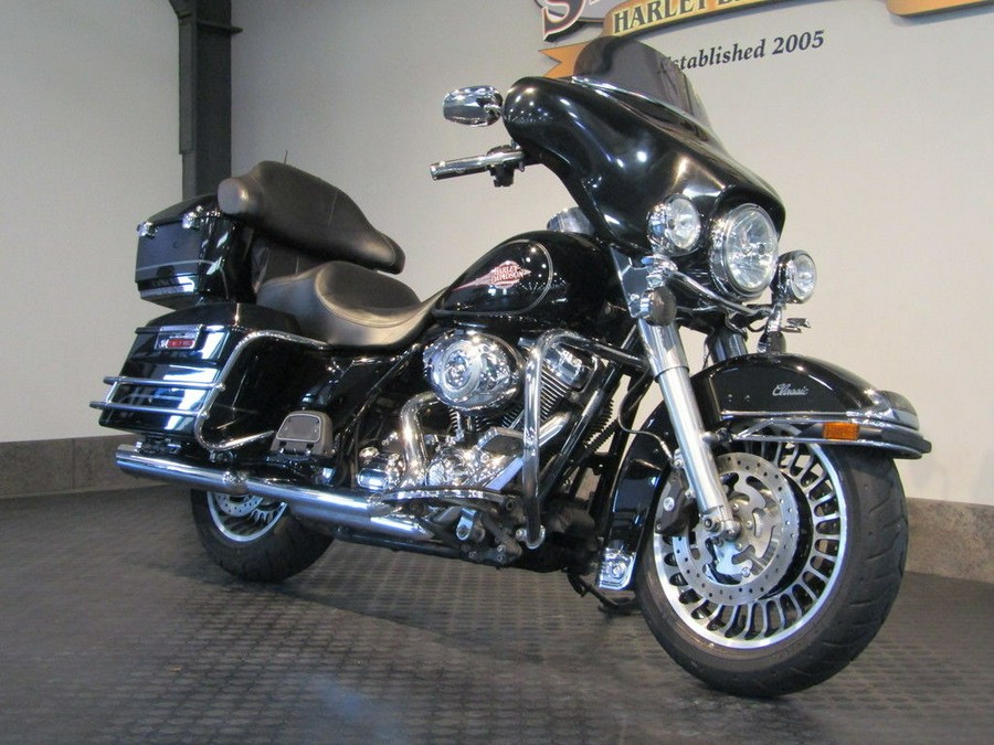 2009 Harley-Davidson® FLHTC - Electra Glide® Classic